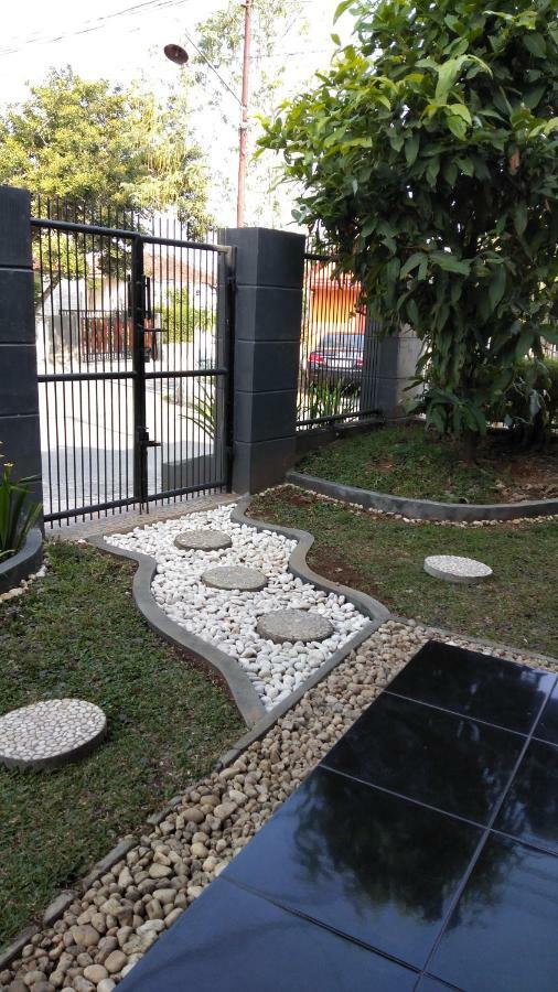 Endah Homestay Syariah Purwokerto Exteriör bild